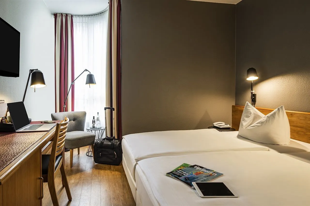 Mercure Hotel Berlin Zentrum Superior 3*,
